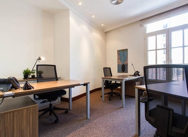 Centros de negocio disponible para alquilar en Madrid Centro 70 m², Avenida del Doctor Arce 14 - 10 | MatchOffice.es