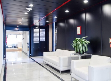70 m² Serviced office place for rent in Madrid Centro, Paseo de la Castellana 95 - 15º (28046) - 3 | MatchOffice.com