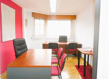 Parque empresarial disponible para alquilar en León 30 m², Calle Alférez Provisional 2 - 11 | MatchOffice