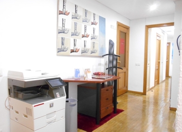 Business center disponible para alquilar en León 30 m², Calle Alférez Provisional 2 - 1 | MatchOffice.es