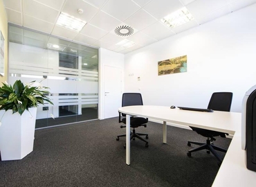 70 m² Business park place up for rent in La Chopera, Gabriel García Márquez 4 (28230) - 1 | MatchOffice.com