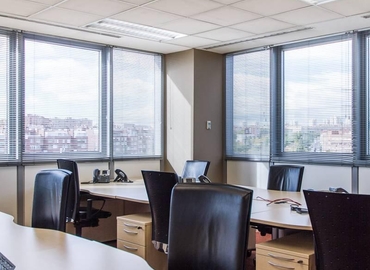 70 m² Serviced office building available to rent in Madrid Centro, Ribera del Loira 46 (28042) - 1 | MatchOffice