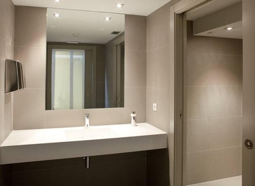 Centros de negocio disponible para alquilar en Barcelona 25 m², Gran Vía de Carlos III 98 - 8 | MatchOffice.es