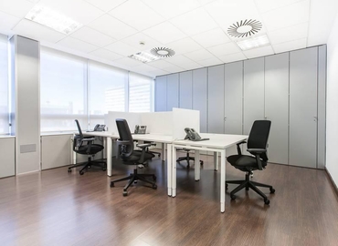 Parque empresarial disponible para alquilar en Madrid Centro 70 m², Maria de Molina 39 - 4 | MatchOffice.es