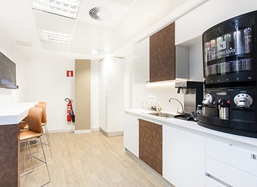 Centros de oficinas disponible para alquilar en Madrid Centro 70 m², Calle Leganitos 47 - 10 | MatchOffice