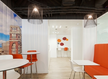 Explore coworking en Madrid Centro 500 m², Paseo de la Castellana 79 - 11 | MatchOffice
