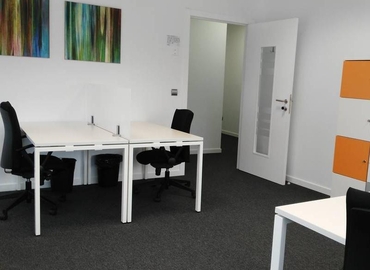 120 m² Serviced office building for rent in Seville, Avenida de Eduardo Dato 69 (41005) - 4 | MatchOffice.com