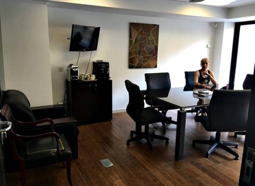 Micentro de negocio disponible para alquilar en Barcelona 100 m², Carrer d´Arago 366 - 6 | MatchOffice