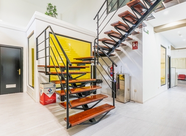 Parque empresarial disponible para alquilar en Madrid Centro 45 m², Calle de Josefa Valcárcel 8 - 1 | MatchOffice.es