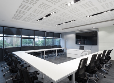 Reserve sala de reuniones en Sevilla , C/ José Delgado Brackembury nº 11 - 5 | MatchOffice.es