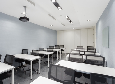Reserve sala de reuniones en Sevilla , C/ José Delgado Brackembury nº 11 - 13 | MatchOffice