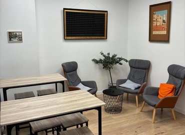 Office Carrer de l'Alcalde Cano Coloma 4 46022 Valencia