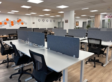Office Carrer de l'Alcalde Cano Coloma 4 46022 Valencia