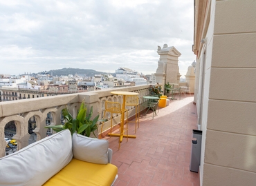 400 m² Shared workspace  in Sants-Montjuïc, Carrer de Tarragona 161 (08014) - 1 | MatchOffice.com