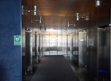 Oficina comercial en alquiler en A Coruña 115 m², Calle Enrique Mariñas Romero Periodista - 3 | MatchOffice