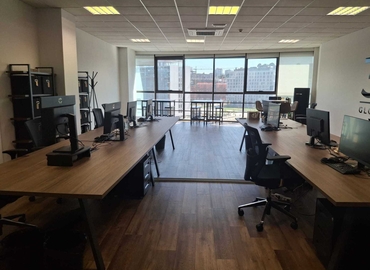 Despacho en alquiler en A Coruña 115 m², Calle Enrique Mariñas Romero Periodista - 10 | MatchOffice