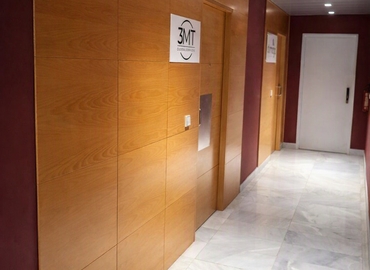 Oficina comercial disponible para alquilar en A Coruña 115 m², Calle Enrique Mariñas Romero Periodista - 6 | MatchOffice.es