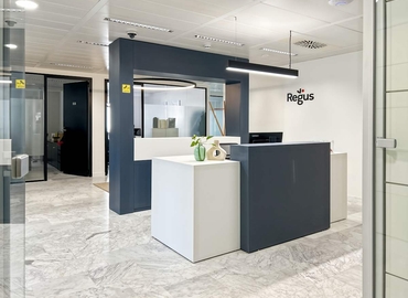 Business center Calle Granada 1 41001 Seville