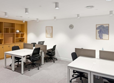 Explore oficinas compartidas en Madrid Hortaleza 10 m², Edificio One Agora - 7 | MatchOffice