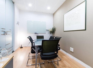 Reserve sala de reuniones acogedora en Madrid Centro 300 m², Pinar 5 - 11 | MatchOffice.es