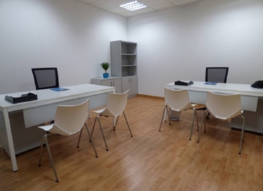 Parque empresarial en alquiler en Sevilla 19 m², Avenida Montequinto - 0 | MatchOffice