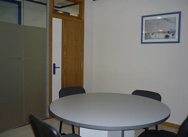 30 m² Business space property available to rent in Zaragoza, Calle Vicente Berdusán Bloque D-1  (50010) - 2 | MatchOffice