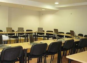 30 m² Business space property up for rent in Zaragoza, Calle Vicente Berdusán Bloque D-1  (50010) - 3 | MatchOffice.com