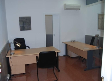 25 m² Business space building up for rent in Barcelona, Carrer del Consell de Cent 295 (08007) - 1 | MatchOffice.com