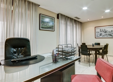 Business center disponible para alquilar en Cádiz 25 m², Calle Santa María 17 - 2 | MatchOffice