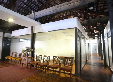 Centros de negocio en alquiler en Cornellá del Llobregat 299 m², Avenida dels Alps 48 - 16 | MatchOffice.es