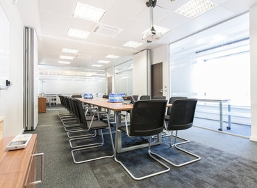 Choose a 120 m² Meeting room in Madrid Centro, Paseo de la Castellana 18 (28046) - 11 | MatchOffice.com