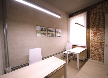 Parque empresarial disponible para alquilar en Madrid Centro 400 m², Calle de Fernando el Santo VI 17 - 7 | MatchOffice.es