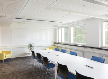 150 m² Conference center in Espoo, Metallimiehenkuja 10 (02150) - 1 | MatchOffice.com