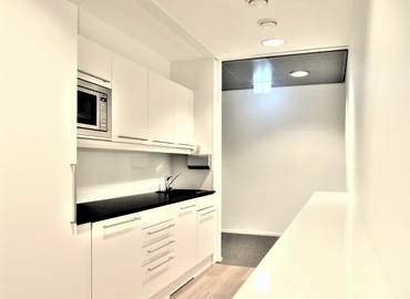 189 m² Business center building up for rent in Helsinki, Huopalahdentie 24 (00350) - 8 | MatchOffice.com