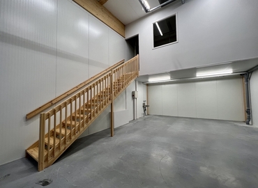 Varasto / tuotantotila Satukukanpolku 5 04430 Järvenpää