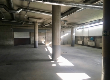 693 m² Office warehouse for rent in Vantaa, Muuntotie 1 (01510) - 4 | MatchOffice