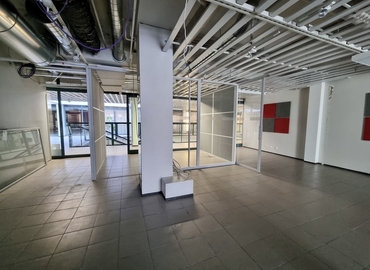 Liiketila Yliopistonkatu 32 40100 Jyväskylä