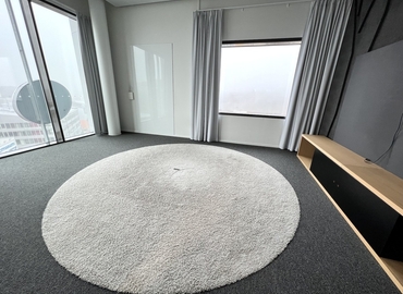914 m² Office up for rent in Helsinki, Karvaamokuja 2, 00380  - 1 | MatchOffice.com