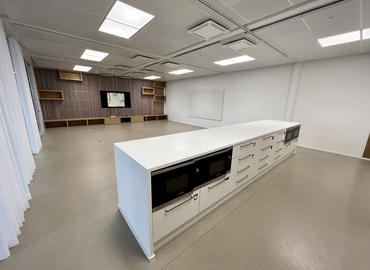 Toimisto Karvaamokuja 2 A 00380 Helsinki