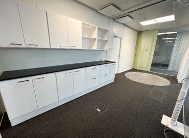 Toimisto Karvaamokuja 2 A 00380 Helsinki