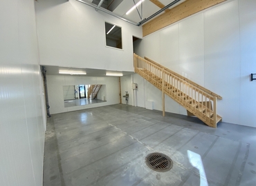 Varasto / tuotantotila Satukukanpolku 5 04430 Järvenpää