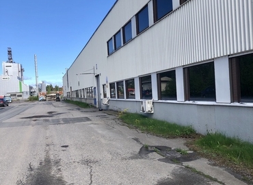 Varasto / tuotantotila Etu-Hankkion katu 1 33700 Tampere