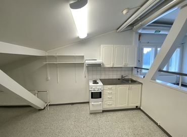 Varasto / tuotantotila Kajaskiventie 13430 Hämeenlinna