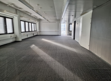 Toimisto Piispanportti 10 02200 Espoo