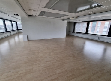 Toimisto Sörnäisten rantatie 25 00500 Helsinki