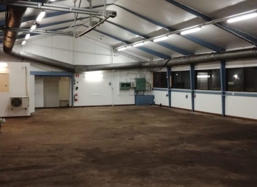 Varasto / tuotantotila Kytkintie 5 00770 Helsinki