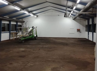 Varasto / tuotantotila Kytkintie 5 00770 Helsinki