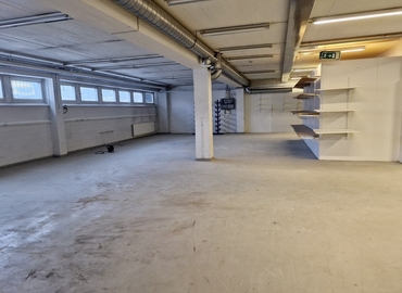 350 m² Warehouse up for rent in Helsinki, Karvaamokuja 1 (00380) - 0 | MatchOffice.com