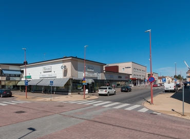 253 m² Commercial shop for rent in Raahe, Sovionkatu 10 (92100) - 0 | MatchOffice
