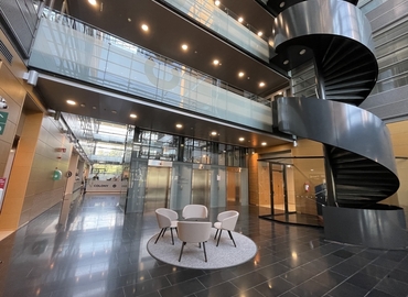 Office Karvaamokuja 2 D 00380 Helsinki